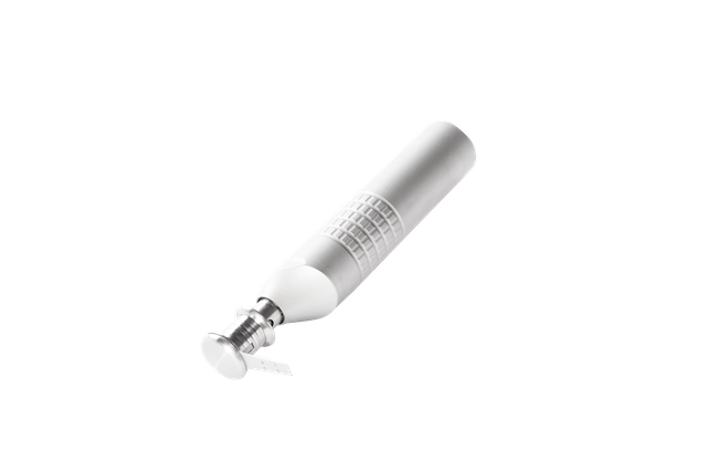 Scie micro oscillante
